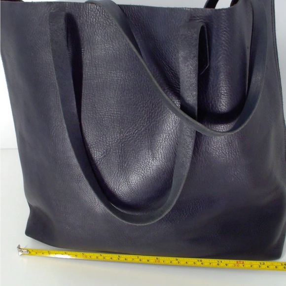 Madewell The Essential Tote Bag Black Leather Shoulder Office Work Minimalist - Picture 9 of 14